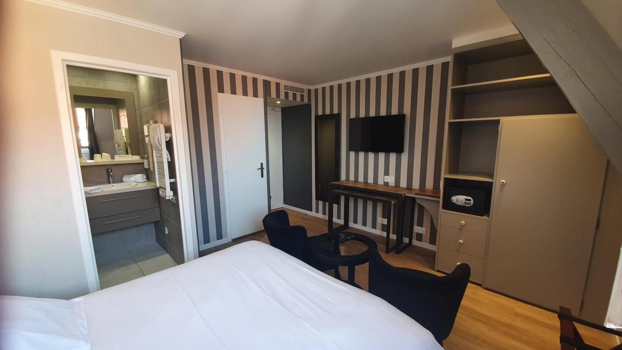 Le Trophee Boutique Hotel Spa- La Loggia Appart'Hotel Довиль Номер фото